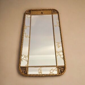 VINTAGE GOLD-TONE WALL MIRROR WITH ETCHED GLASS & ROPE FRAME — 15x8